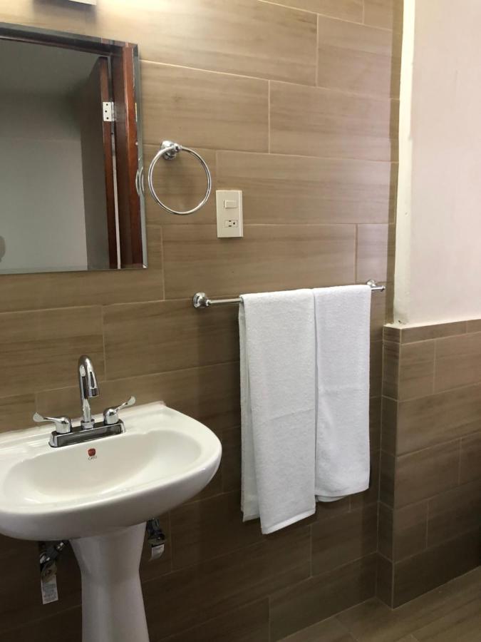 Hotel Lorena Los Mochis Eksteriør billede